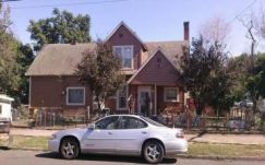 Idegen emberek újították fel egy idős férfi lerobbant házát