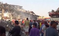 Robbanószerrel megrakott hűtőkamion robbant egy bagdadi piacon