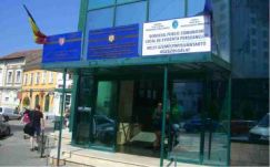 Hétfőn kétszer annyi az útlevél-kérvényező, mint más napokon