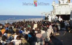 Halálra taposták egymást a menekültek