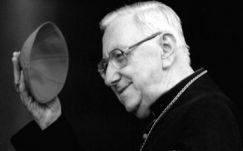 Meghalt Paskai László bíboros