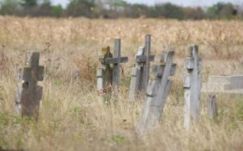 Karóval döfik át a halottak szívét Dolj megyében