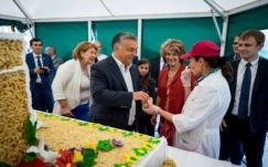 Tudósok bojkottálják Orbán Viktor díszvacsoráját