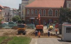 Gőzerővel zajlanak a felújítási munkálatok Sepsiszentgyörgyön