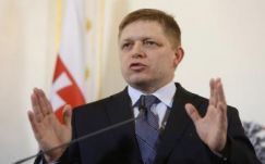 Fico: a romákat se lehet integrálni, nem hogy a migránsokat