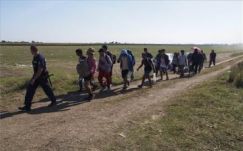Szombaton több mint háromezer menekültet fogtak el a magyar rendőrök