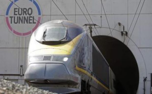 Hat Eurostar vonat rekedt az éjszaka a Csalagútban