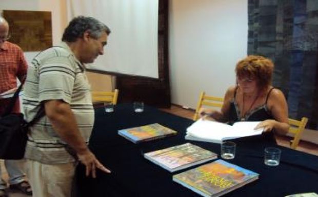 Képzőművészeti albumokat mutattak be a Bernády Házban