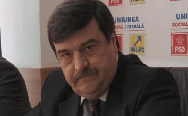 Vádat emelt a DNA a volt alkotmánybíró, Toni Greblă ellen