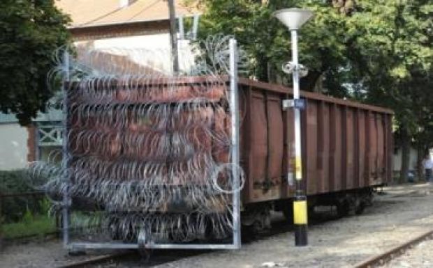 Szakértő: Horvátország vagy Románia felé kerülhetnek a migránsok