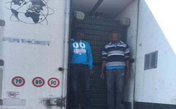 Olasz embercsempészt fogtak Borsnál