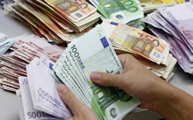Egymillió euró a legjobban fizetett román bankár bére