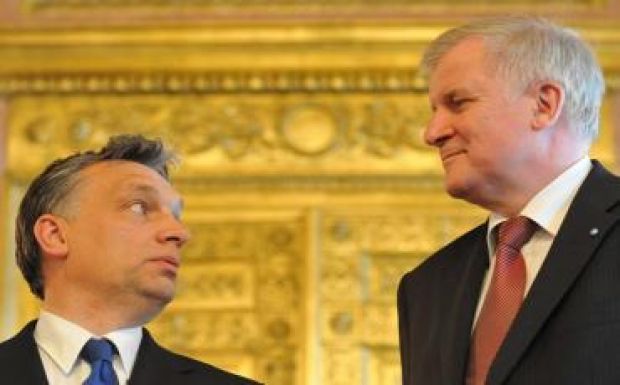 A bajor miniszterelnök beszélni szeretne Orbán Viktorral