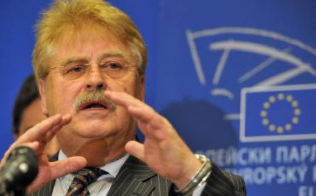 Elmar Brok: Magyarországot sokáig magára hagyták