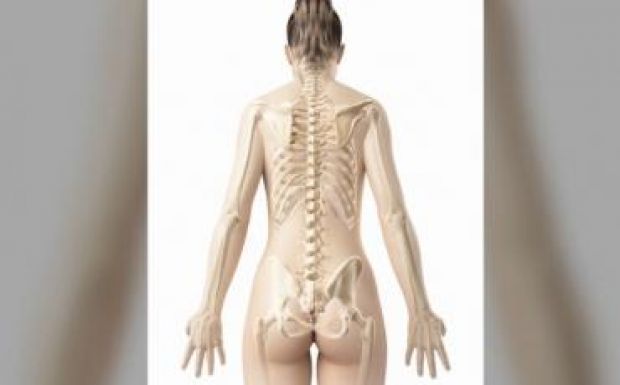 Ezért méregetik a férfiak a nők fenekét