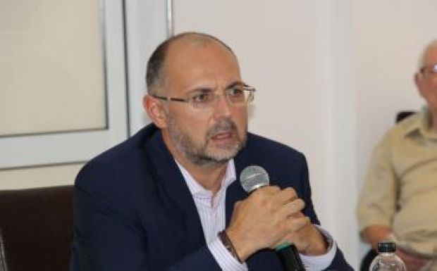 Az RMDSZ várhatóan megszavazza a bizalmatlansági indítványt