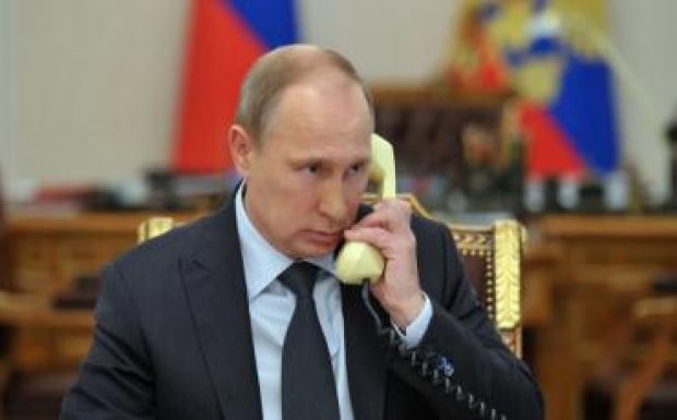 Halló, itt Putyin: az orosz elnök rácsörgött a meleg sztárra