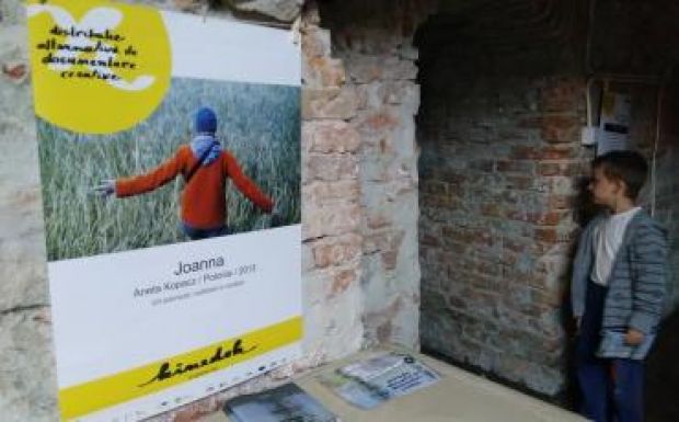 Vendégmunkás-drámával nyitott a KineDok Csíkban