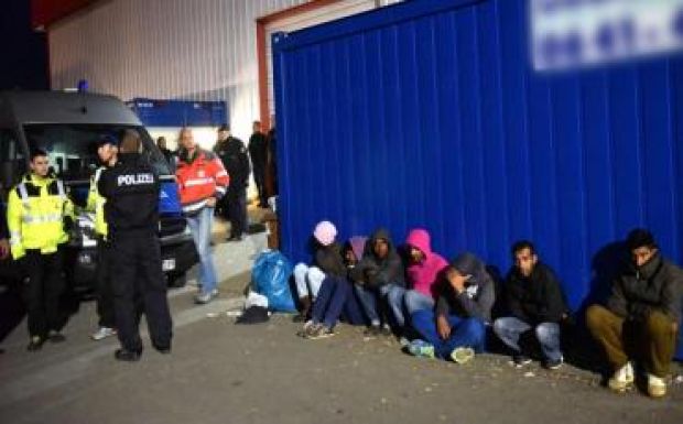 Albán és pakisztáni menekültek verekedtek össze egy német menekülttáborban