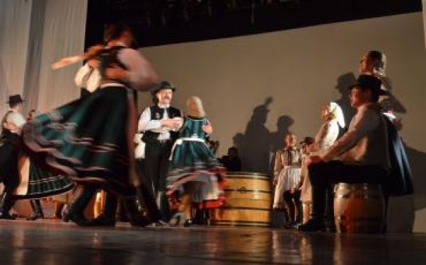 A Mezőségen turnézik a Hargita Együttes