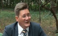 Hivatalos: brutális módon gyilkolták meg a román politikust