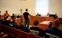 Rekordidő alatt elítélték a magyar-román meccs előtt randalírozó ultrákat