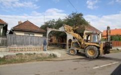 Magyarországi támogatás értékes székelykapuk felújítására