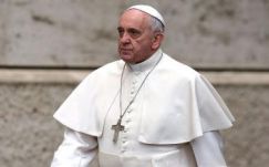 Ferenc pápa szerint a migráció csak a jéghegy csúcsa