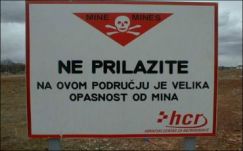 Elaknásított vidéken kell átgázolniuk a menekülteknek Horvátországban és Boszniában