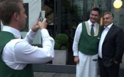 Szupersztárként üdvözölték Orbán Viktort Bécsben 