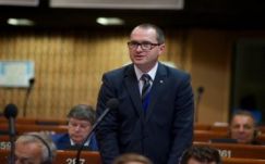 Raportőri mandátumot kapott Korodi Attila