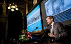 Magyar tudós is esélyes lehet a fizikai Nobel-díjra