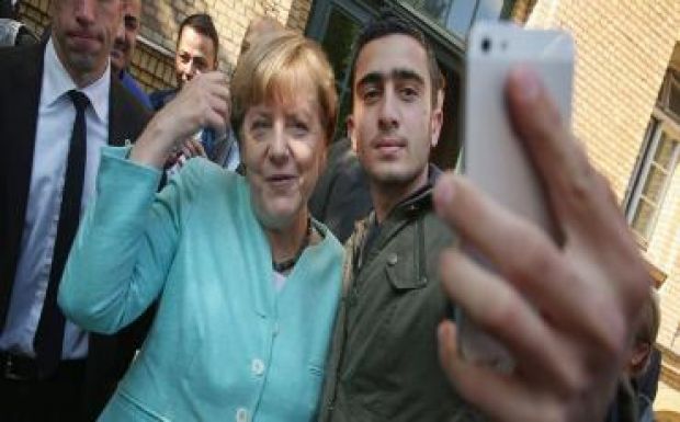 Ágoston Hugó: Örülnék Angela Merkel Nobel-díjának