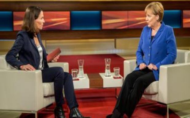 Merkel kitart a menekültválság ügyében képviselt álláspontja mellett
