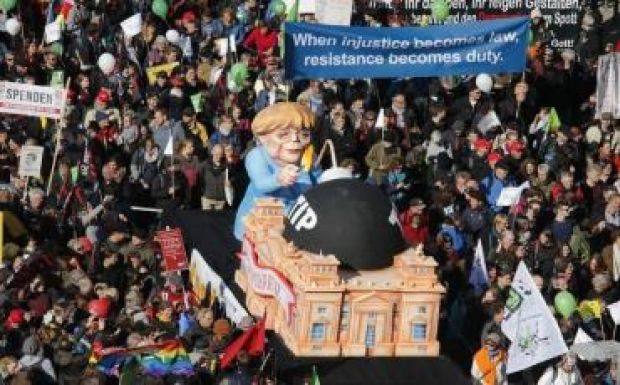 Miért ment ki tüntetni negyedmillió berlini hétvégén?