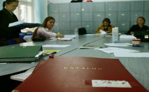 Decembertől 15 százalékkal nő a köz- és felsőoktatásban dolgozók bére