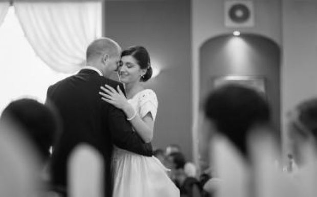 Versenybe szállnak az erdélyi esküvői fotósok