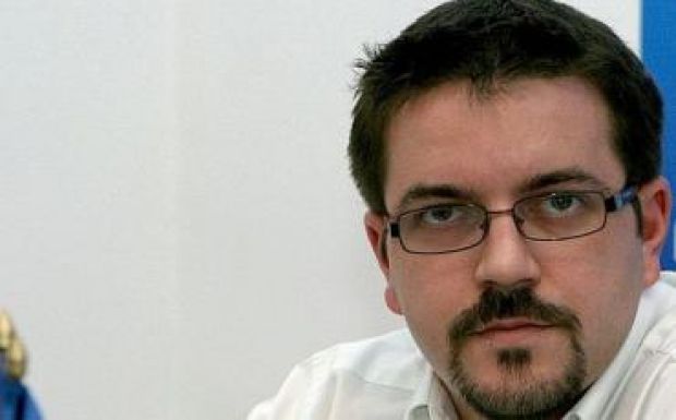 Letiltotta a magyargyűlölő képviselő írásait az Adevărul