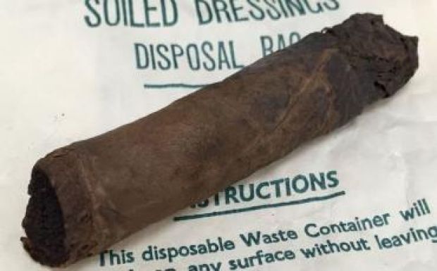 Rekordáron kelt el Churchill megrágott szivarja