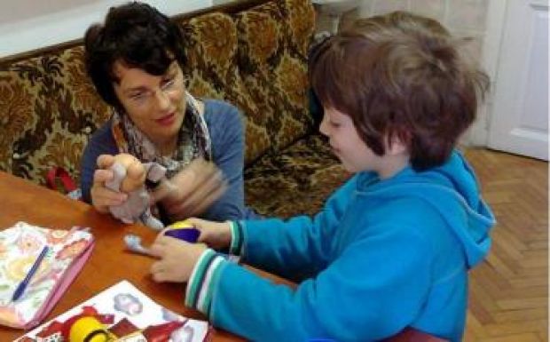 Magyar gyerekeket segít a Goportál a romántanulásban