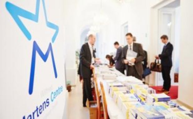 Az RMDSZ és a Kós Károly Akadémia is részt vesz a közép- és kelet-európai őshonos nemzeti kisebbségeket kutató projektben