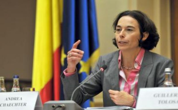 IMF: bajok lesznek az államháztartási hiánnyal, a kormány túlköltekezett