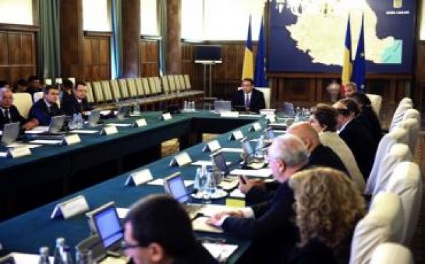 Az idei második költségvetési kiigazítást hajtotta végre a kormány