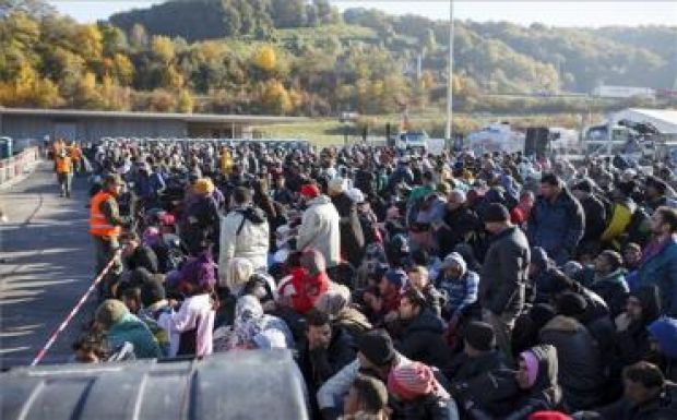 Ha Németország és Ausztria lezárja a határait a menekültek előtt, Románia is