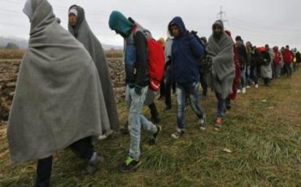 Merkel egyelőre nem hajlandó lezárni a német határokat