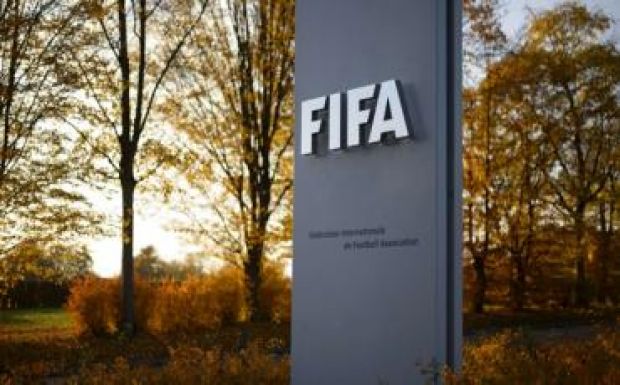 Egy elnökjelöltet kizárt a FIFA, heten maradtak
