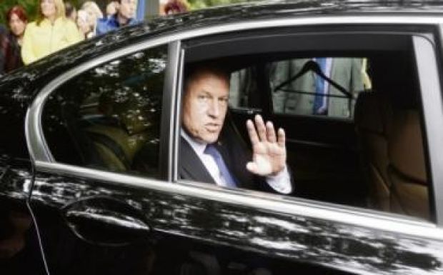 Klaus Johannison csattan a bukaresti rendőr halála