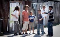 Pénzzel ösztönzik továbbtanulásra a cigánygyerekeket  