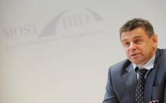 Szlovákiában először duplázza meg a parlament a magyar kultúrára támogatását