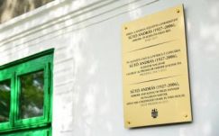 Felavatták a felújított Sütő András emlékházat Pusztakamaráson 